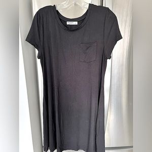 Arizona tee-shirt dress with chest pocket, Size L. Rich black—only washed once.